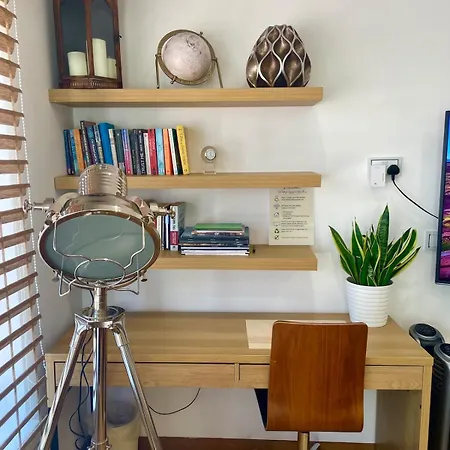 Apartamento Private, Detached In *